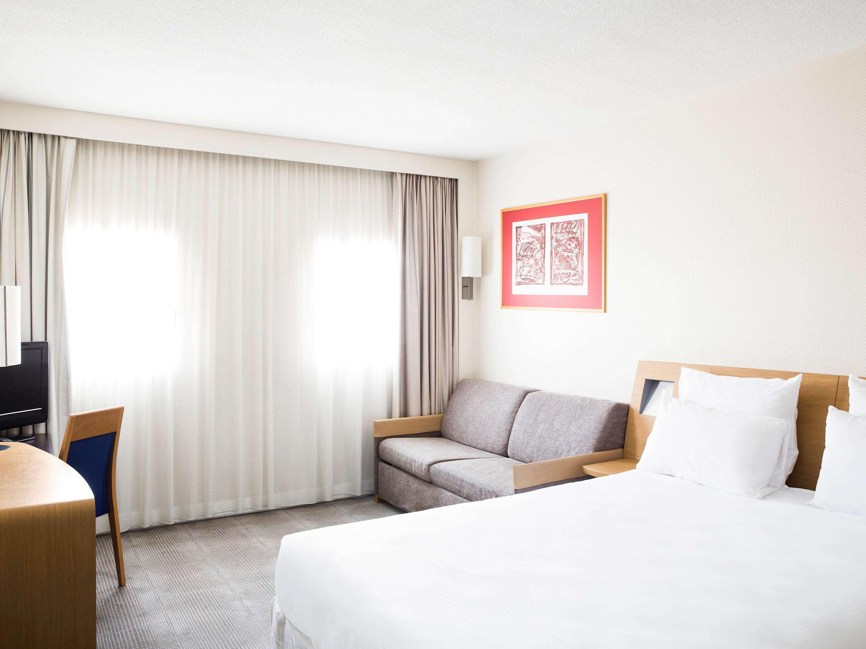 Novotel Marne-la-Vallée Noisy-le-Grand Extérieur photo