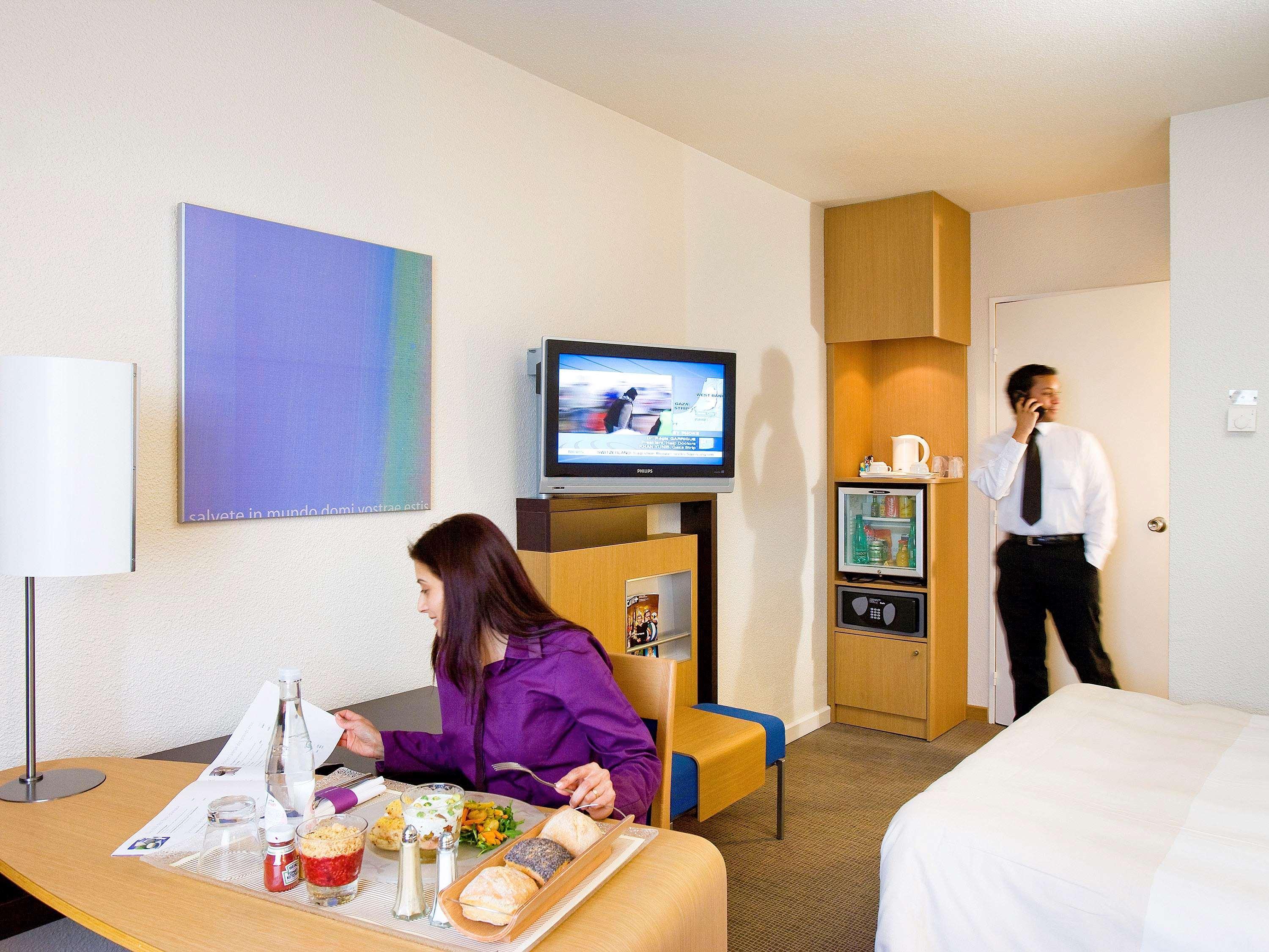 Novotel Marne-la-Vallée Noisy-le-Grand Extérieur photo