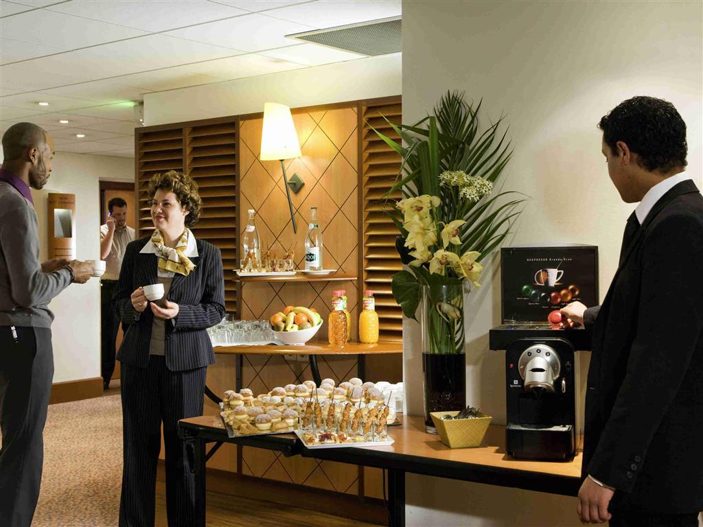 Novotel Marne-la-Vallée Noisy-le-Grand Extérieur photo